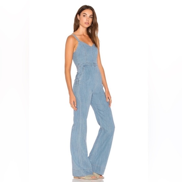 Alice + Olivia Pants - Alice + Olivia Linen Cristal Wide Leg Jumpsuit in Light Chambry